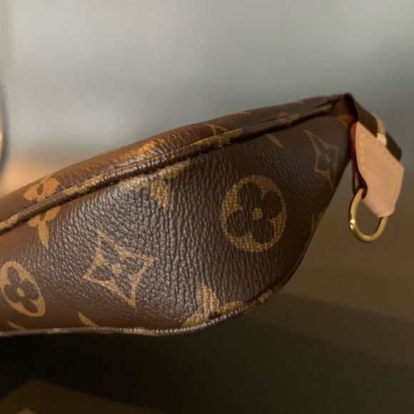 SOLD Louis Vuitton Pochette Accessories Monogram Canvas - Picture 15 of 15